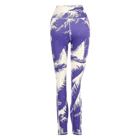Fabletics Oasis Leggings XXS Purple Palm Print PureLuxe 7/8 High Waisted NWT - Picture 2 of 11
